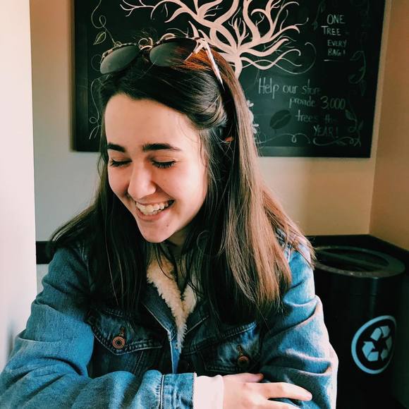 Meet your Posher, Taylor - Picture 1 of 1